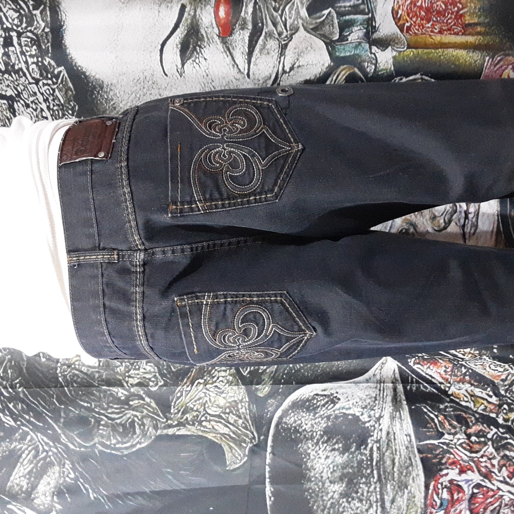 Pants - Picture 2 of 8
